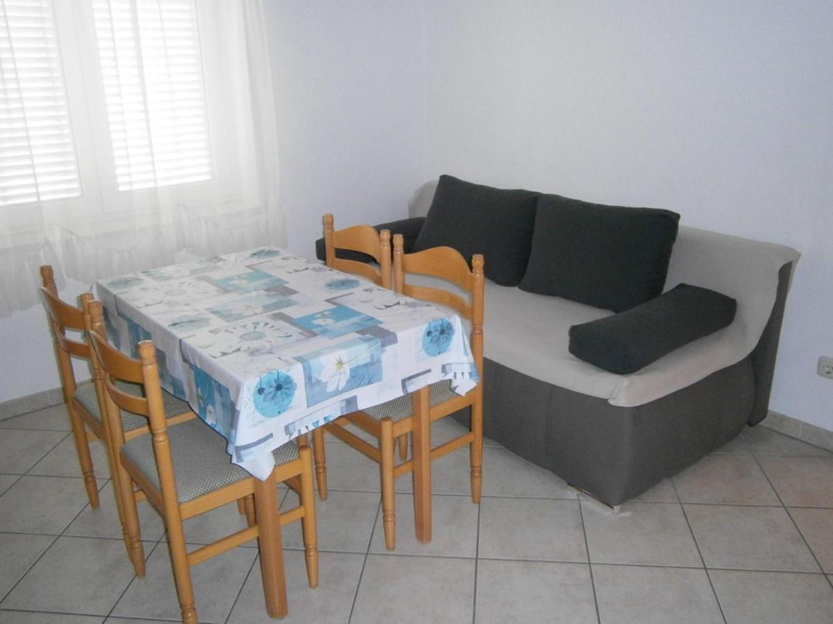 Apartmani Vrljicak Омиш Экстерьер фото