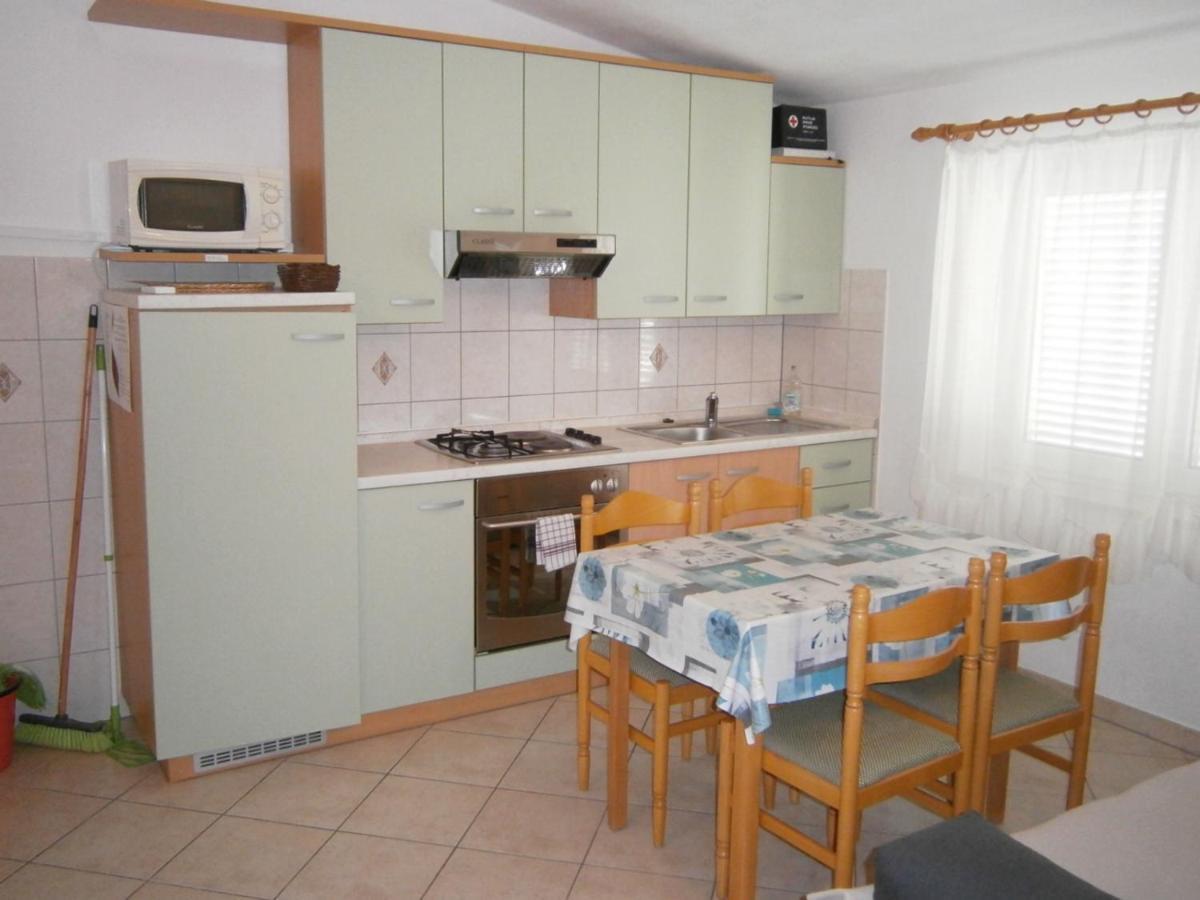 Apartmani Vrljicak Омиш Экстерьер фото