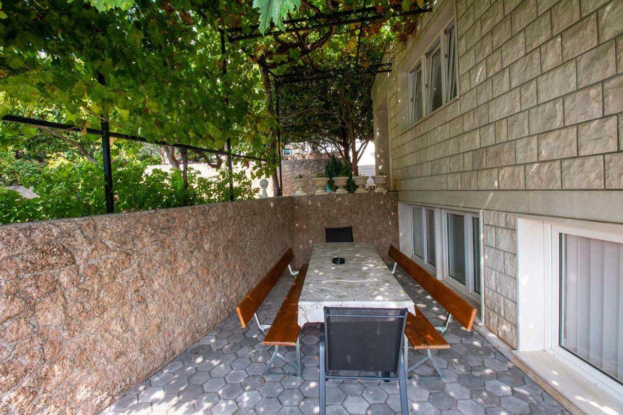 Apartmani Vrljicak Омиш Экстерьер фото